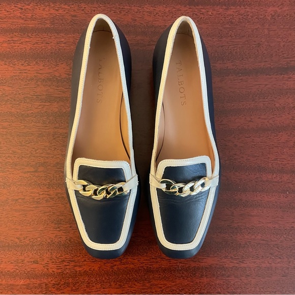 Talbots Estelle Navy Blue White Leather Trim Chain Loafers Flats - Picture 4 of 10